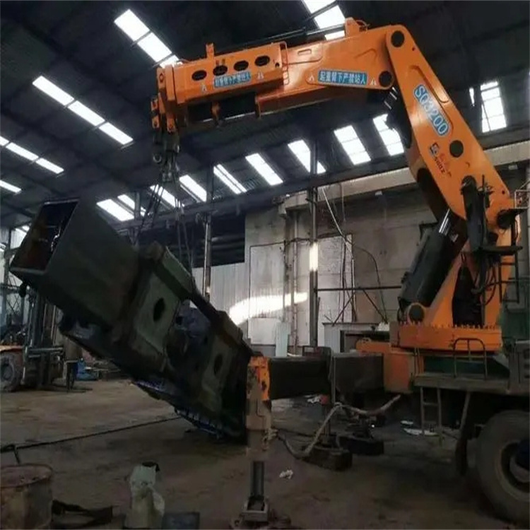 西充折臂吊出租怎么收费