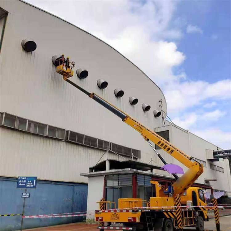 西充高空作业车出租服务：专业广告牌安装解决方案